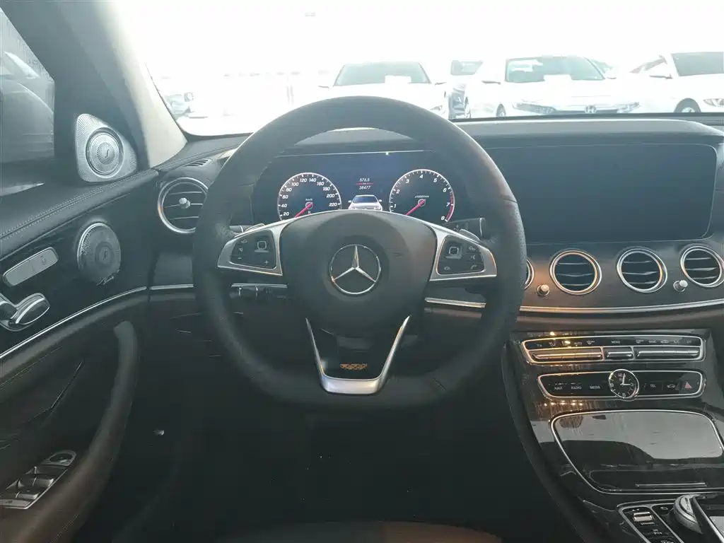 Mercedes-Benz E-Class 2018 E 200 L Sports купить на сайте DeffCars