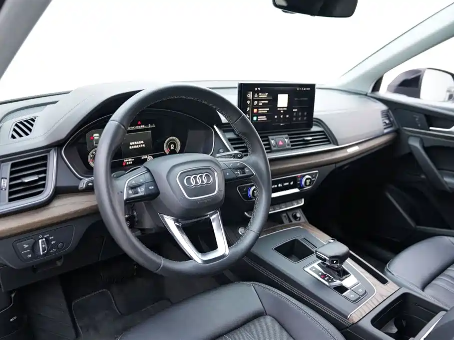 Audi Q5L 2022 facelift 40T luxury and elegant model купить на сайте DeffCars