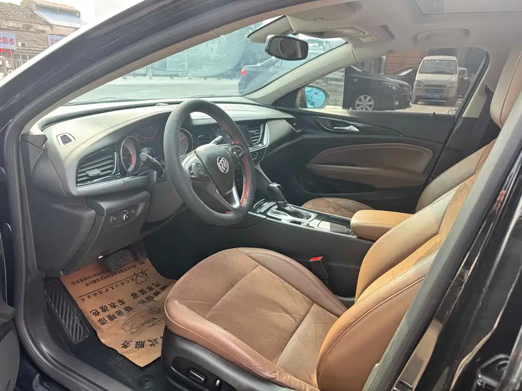 Regal 2019 20T Elite National V купить на сайте DeffCars