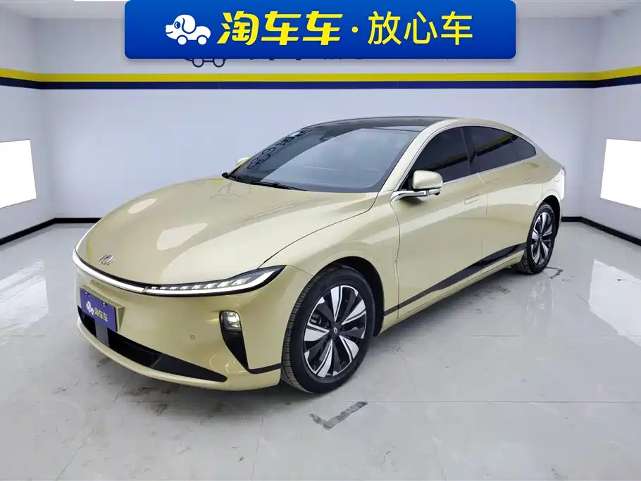 Changan Qiyuan A07 2023 model extended range 200 Max купить на сайте DeffCars
