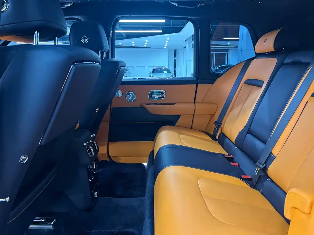 Cullinan 2018 five-seater version купить на сайте DeffCars