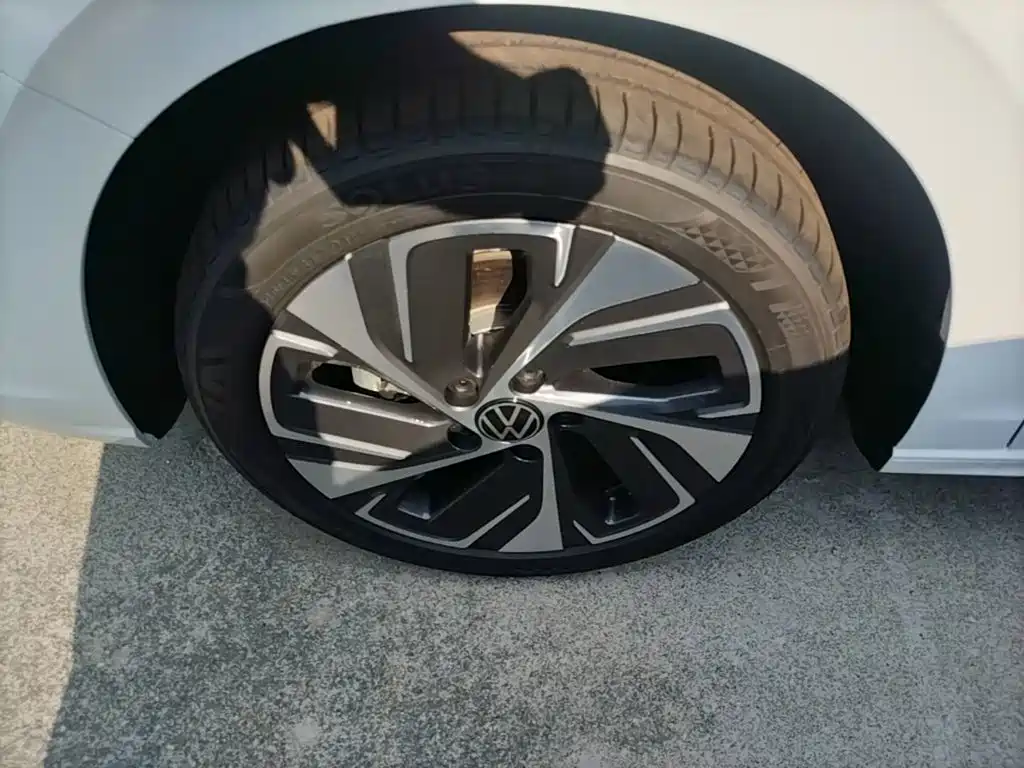 Bora 2025 model 200TSI DSG Yuexing PRO version купить на сайте DeffCars