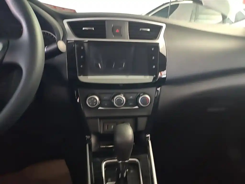 Sylphy 2021 Classic 1.6XL CVT Deluxe Edition купить на сайте DeffCars