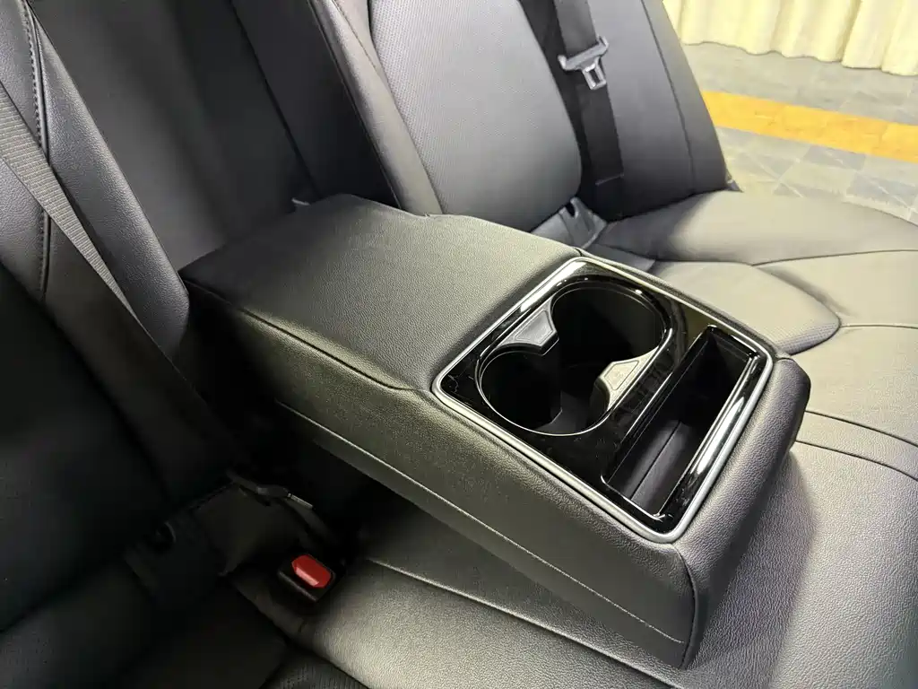 Camry 2021 Dual Engine 2.5HGVP Leading Edition купить на сайте DeffCars