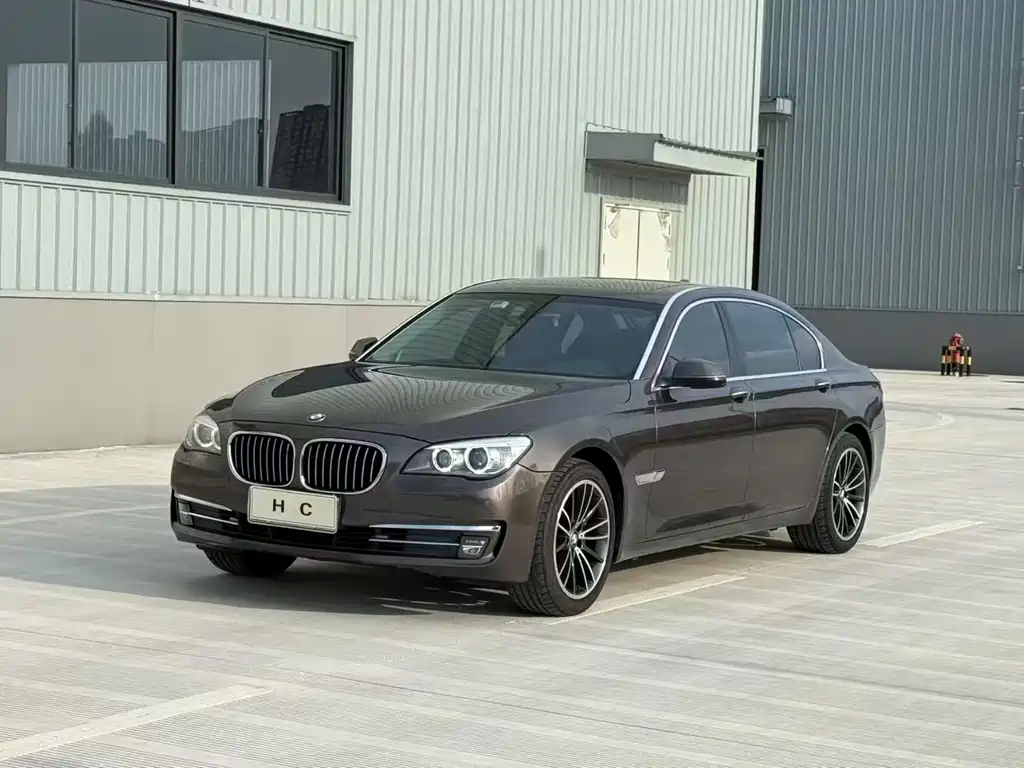 BMW 7 Series 2013 730Li Luxury купить на сайте DeffCars