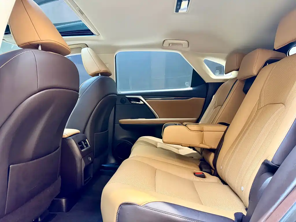 Lexus RX 2016 300 two-wheel drive comfort version National V купить на сайте DeffCars