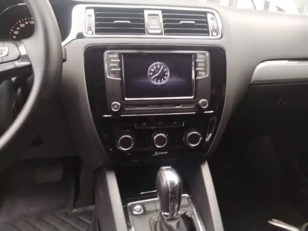 SAGITAR 2017 230TSI automatic comfort model купить на сайте DeffCars
