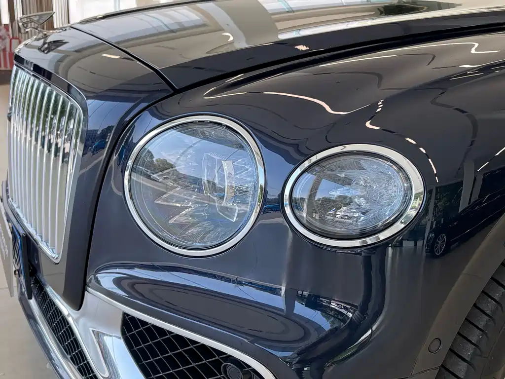 Flying Spur 2024 4.0T V8 Standard Edition купить на сайте DeffCars