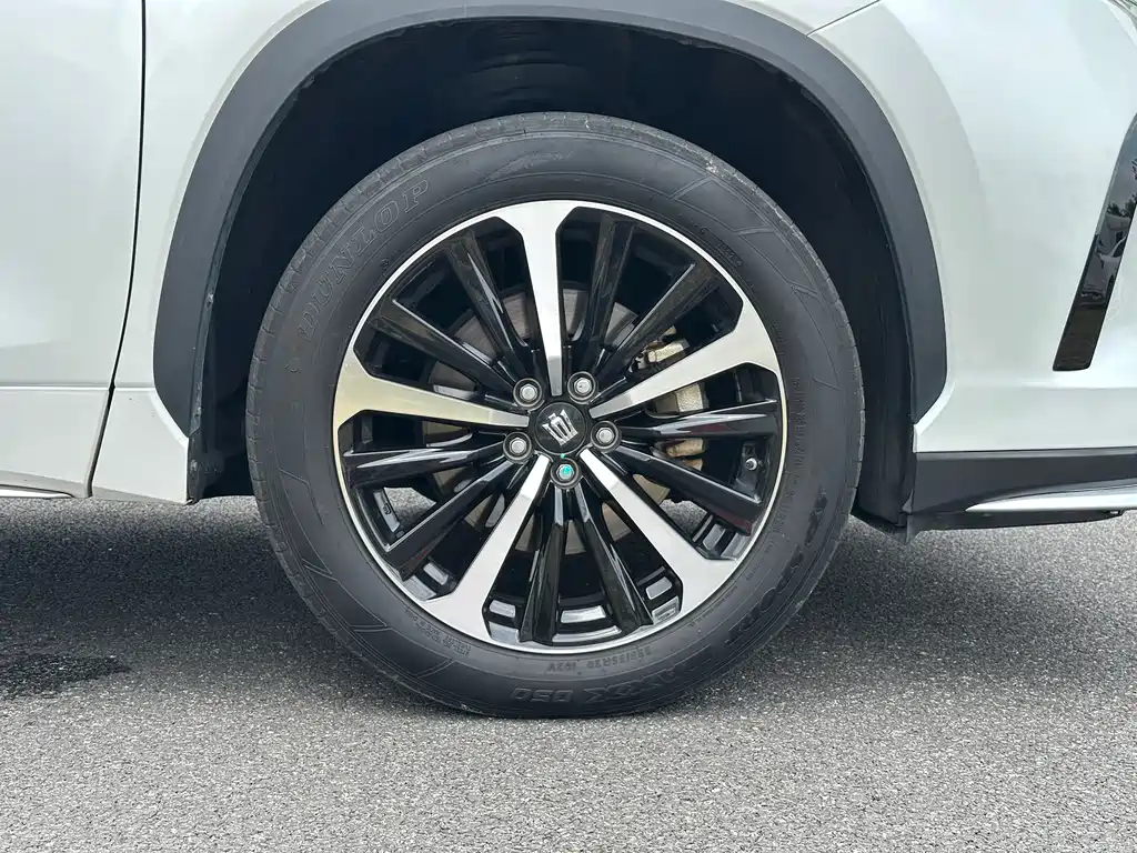 Crown Lufang 2023 2.5L HEV four-wheel drive luxury version купить на сайте DeffCars