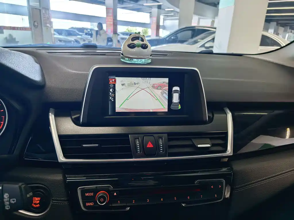 BMW 2 series station wagon imported 2015 218i sports design package купить на сайте DeffCars