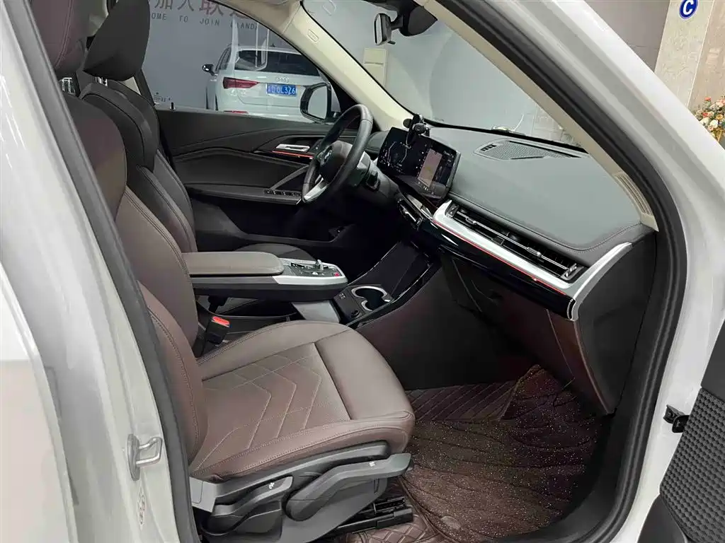 BMW X1 2023 sDrive20Li X Design Package купить на сайте DeffCars