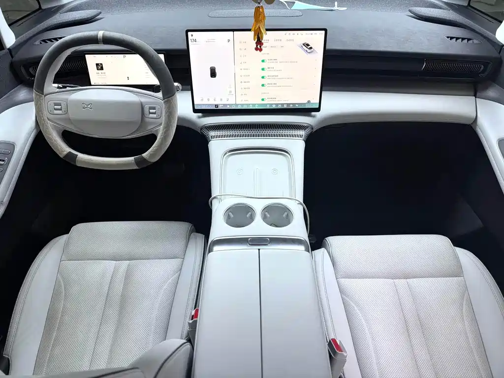 Xpeng X9 2024 640 four-wheel drive high performance Max купить на сайте DeffCars