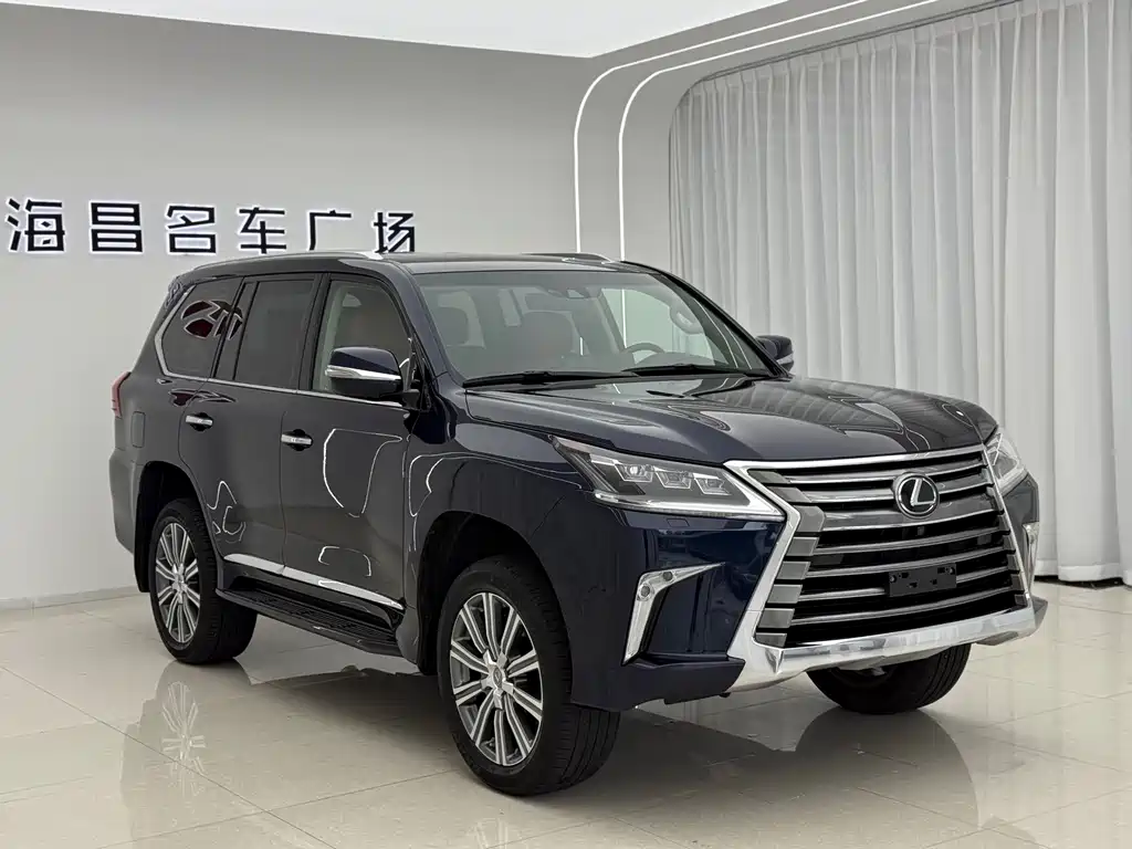 Lexus LX 2017 570 Premium Luxury Edition купить на сайте DeffCars