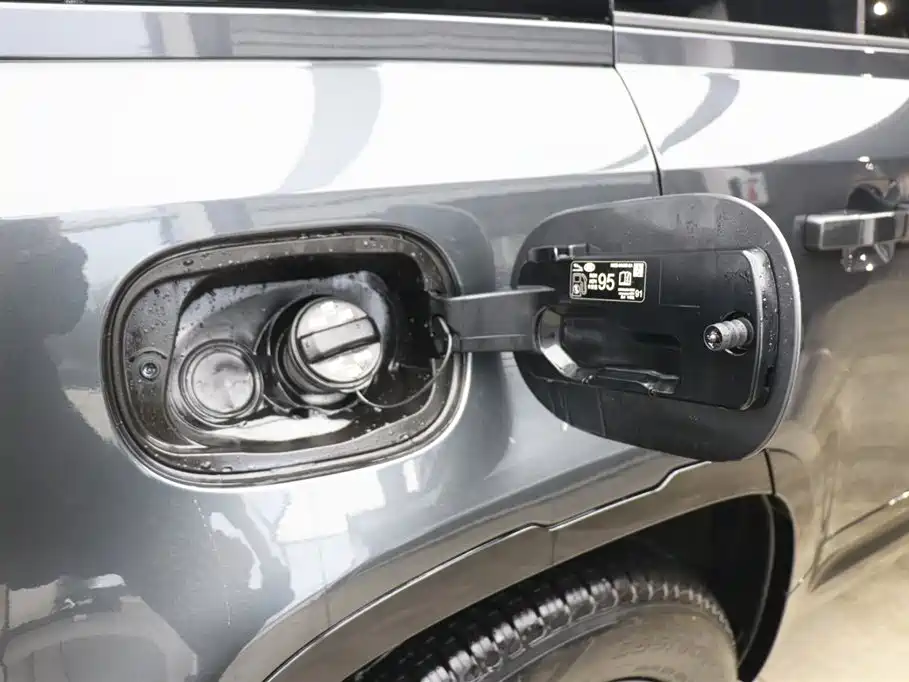 Land Rover Defender 2024 110 3.0T P400 X-DYNAMIC HSE купить на сайте DeffCars