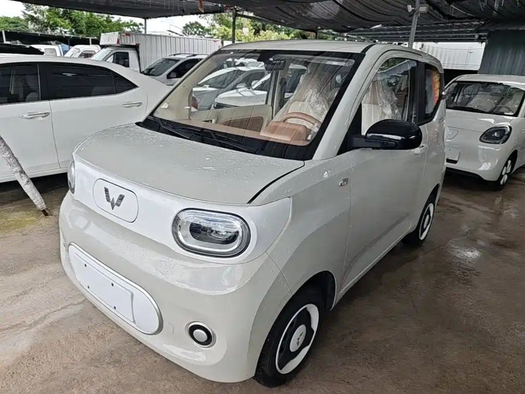 Hongguang MINIEV 2024 third generation 215km youth version купить на сайте DeffCars