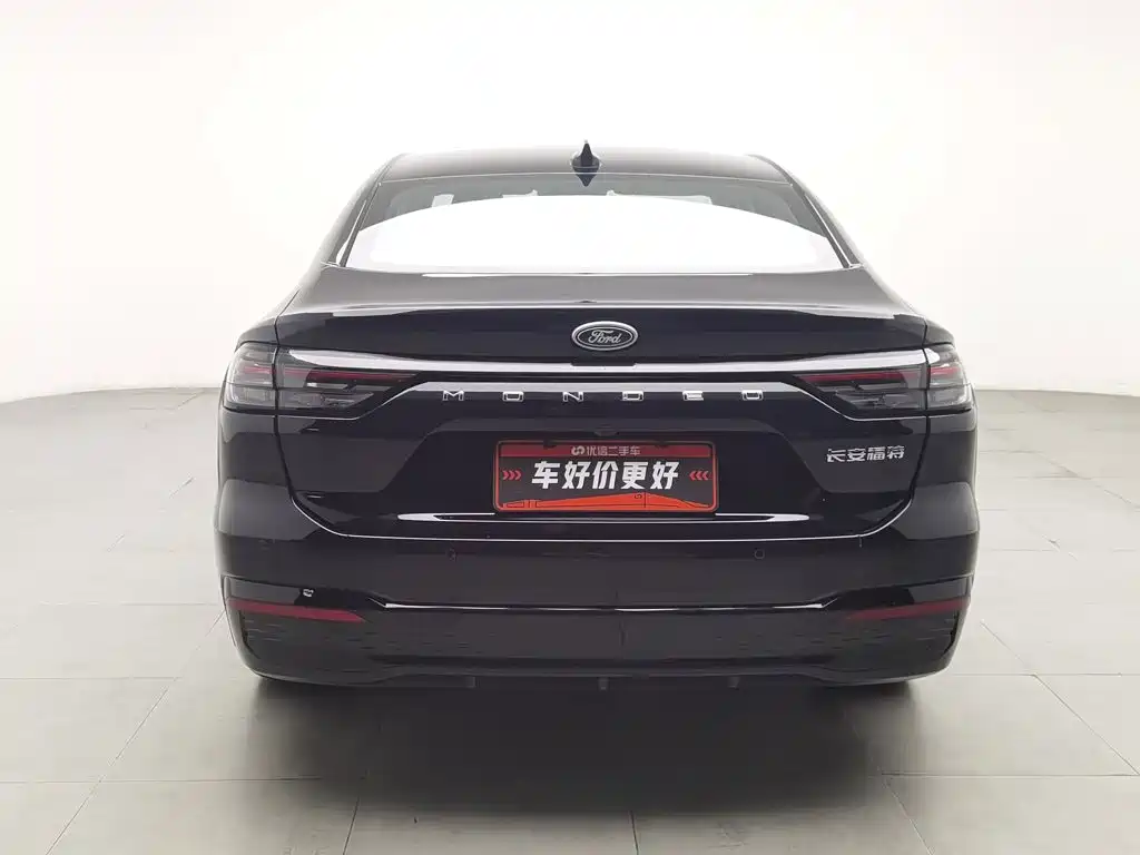 Mondeo 2026 2.0T EcoBoost Luxury купить на сайте DeffCars