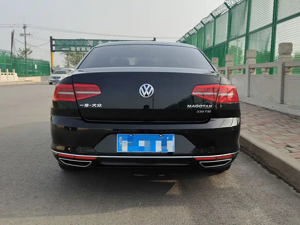 Magotan 2017 330TSI DSG luxury model купить на сайте DeffCars