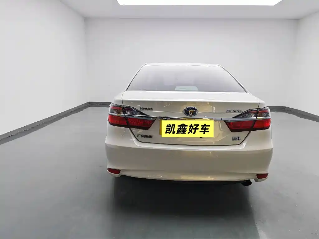 Camry 2016 Dual Engine 2.5HG 10th Anniversary Deluxe Navigation Edition купить на сайте DeffCars