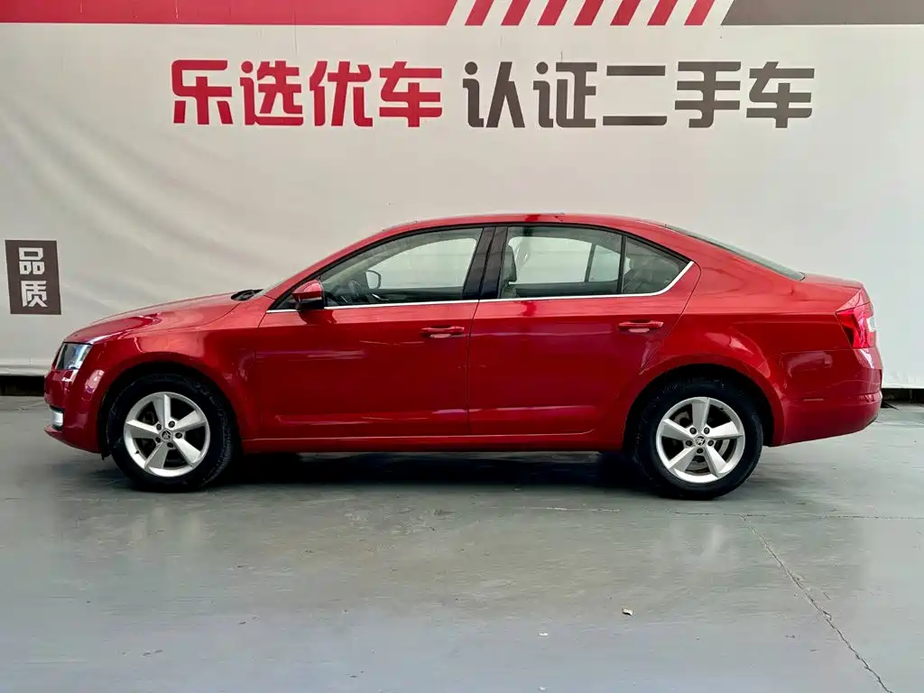 Octavia 2015 1.6L automatic Yijun version купить на сайте DeffCars