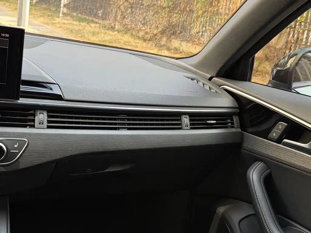Audi A4L 2023 40 TFSI luxury and dynamic model купить на сайте DeffCars