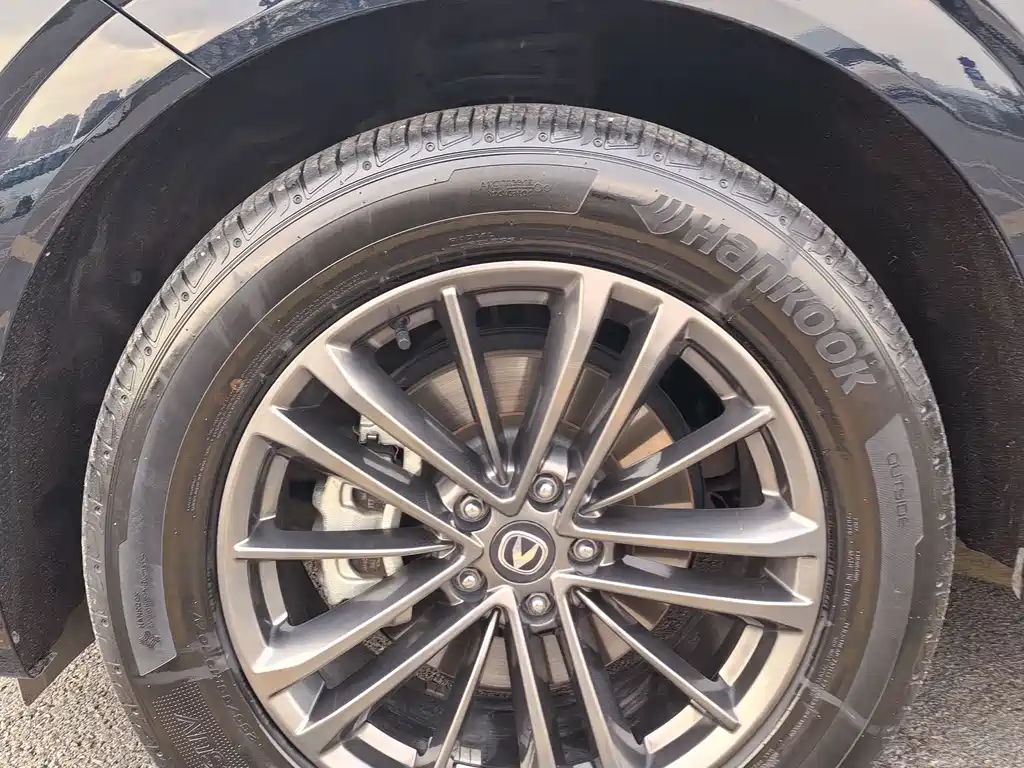 Changan UNI-K 2024 2.0T two-wheel drive Yueshang model купить на сайте DeffCars