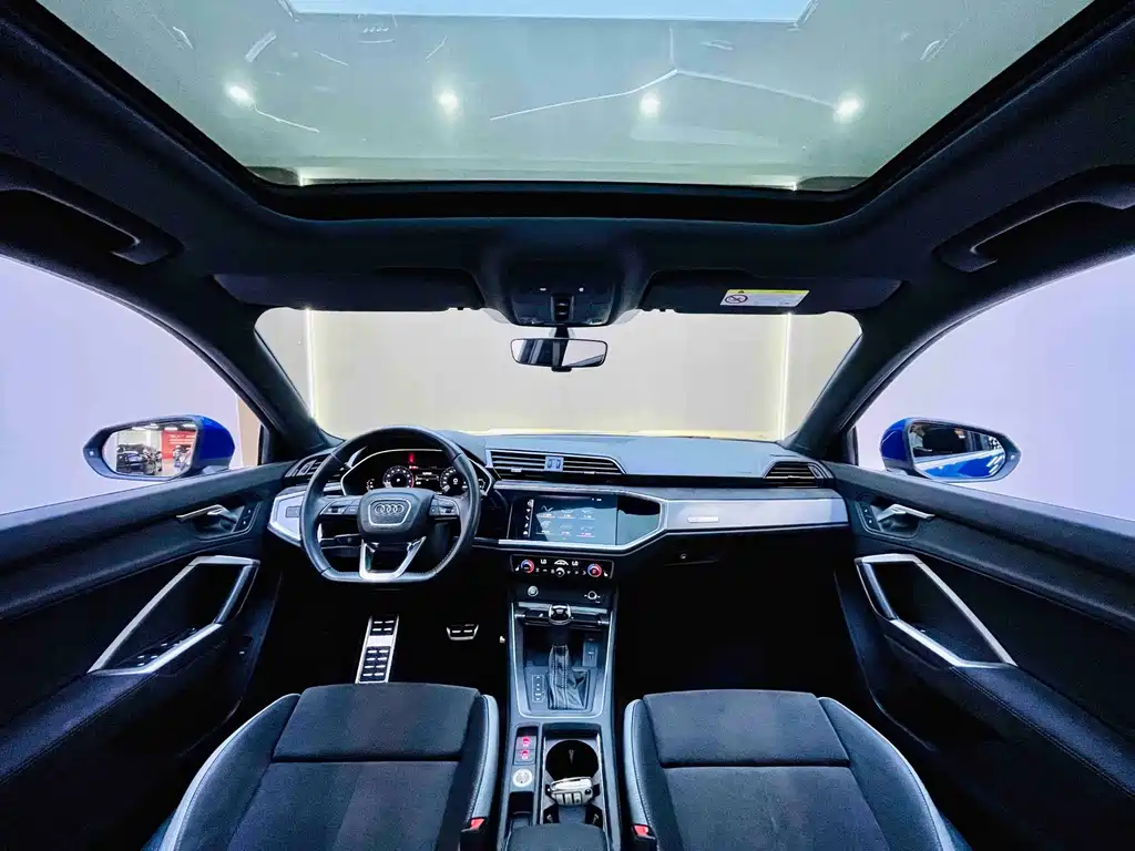 Audi Q3 2020 35 TFSI Fashionable and Dynamic купить на сайте DeffCars