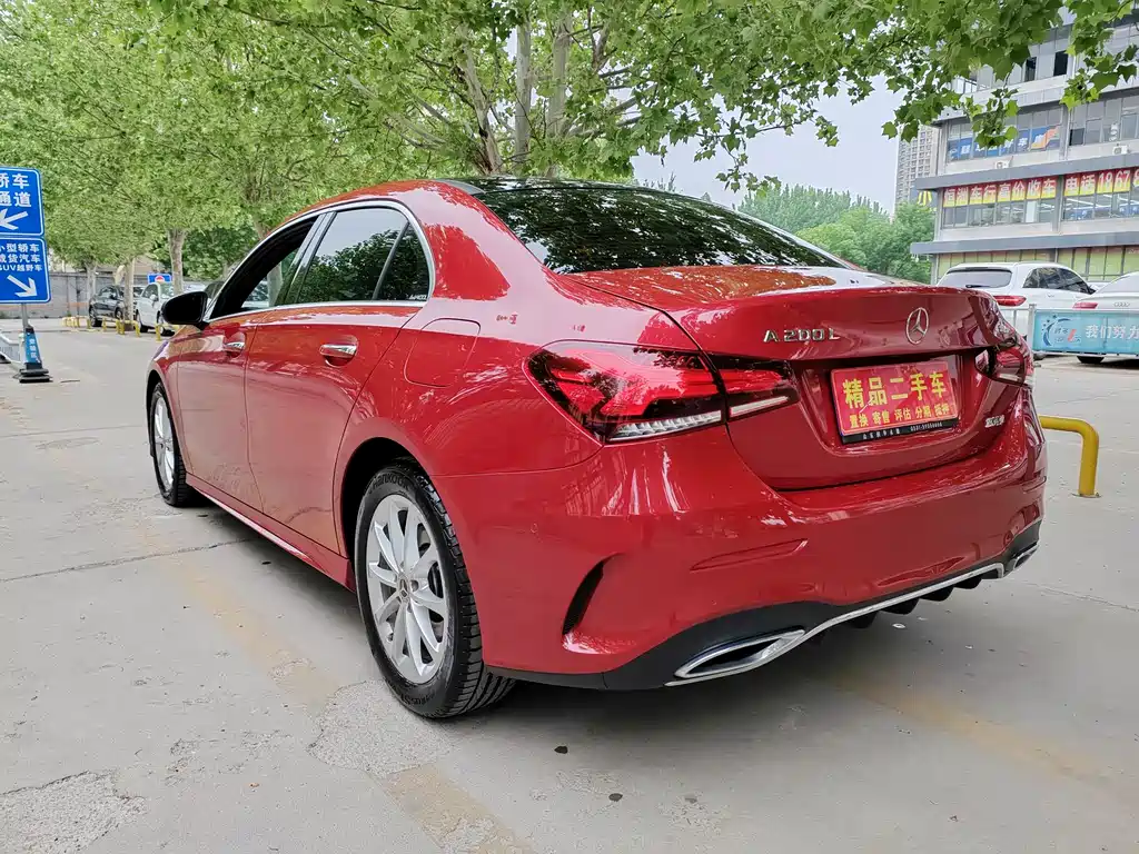 Mercedes-Benz A-Class 2022 A 200 L Sports Sedan Dynamic Type купить на сайте DeffCars