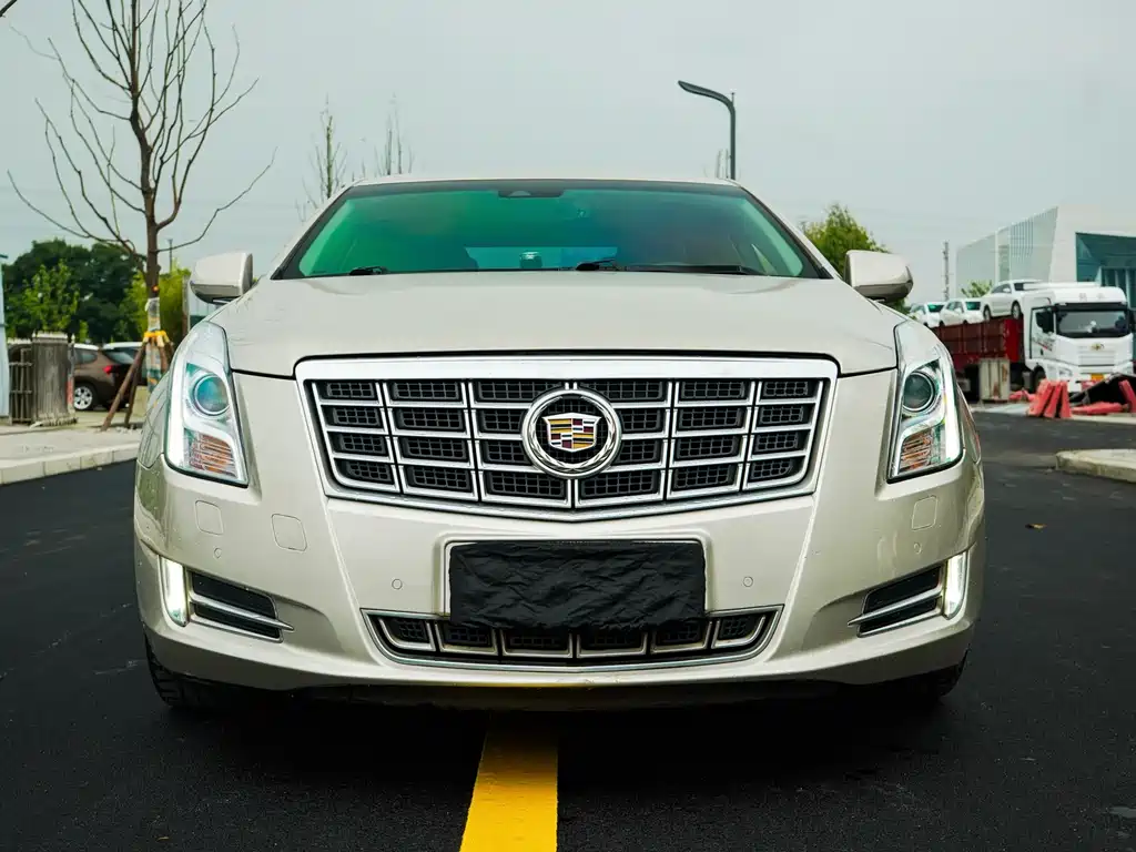 Cadillac XTS 2013 28T luxury model купить на сайте DeffCars