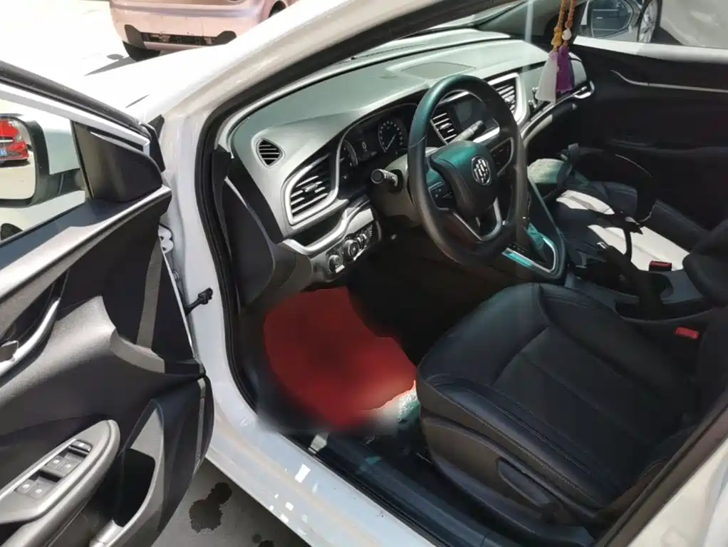 Yinglang 2021 model model 1.5L automatic elite model купить на сайте DeffCars