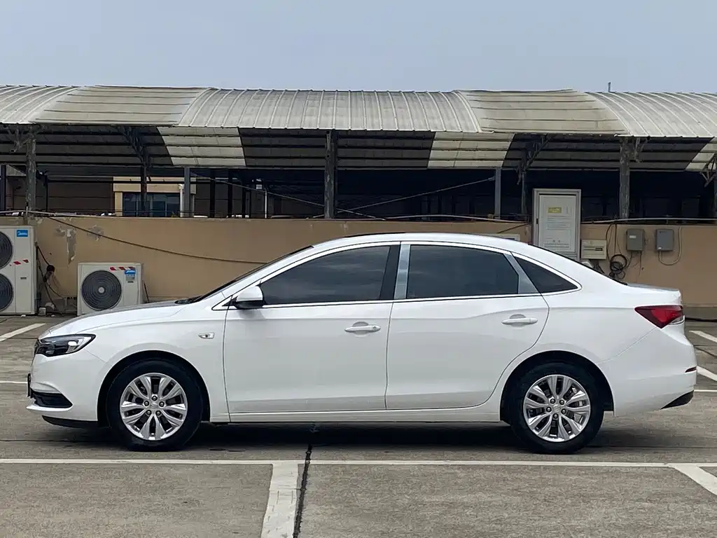 Yinglang 2021 model model 1.5L automatic elite model купить на сайте DeffCars