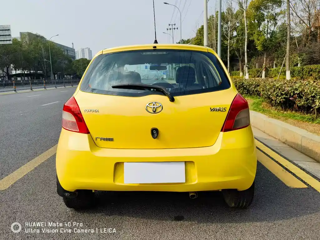 Yaris 2011 1.6E Automatic Charming Edition купить на сайте DeffCars