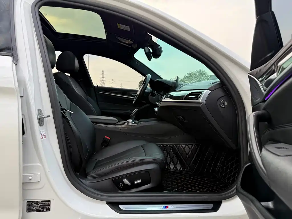 BMW 5 Series 2019 525Li M Sports Package купить на сайте DeffCars