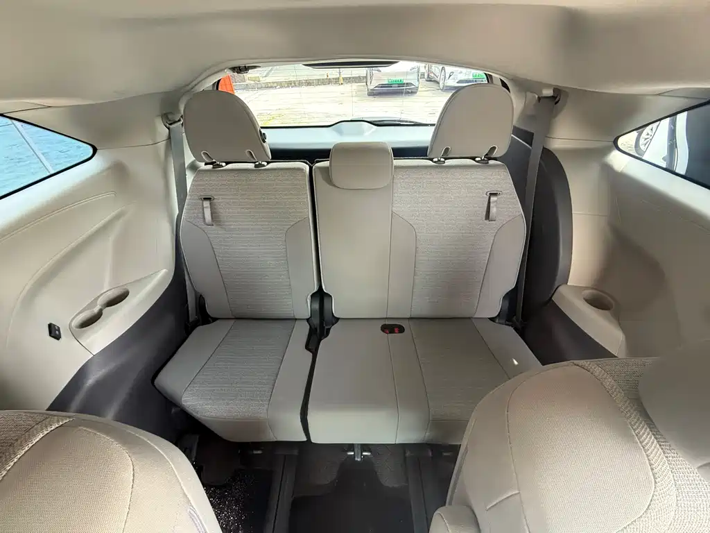 SIENNA 2021 2.5L Hybrid Comfort Edition купить на сайте DeffCars