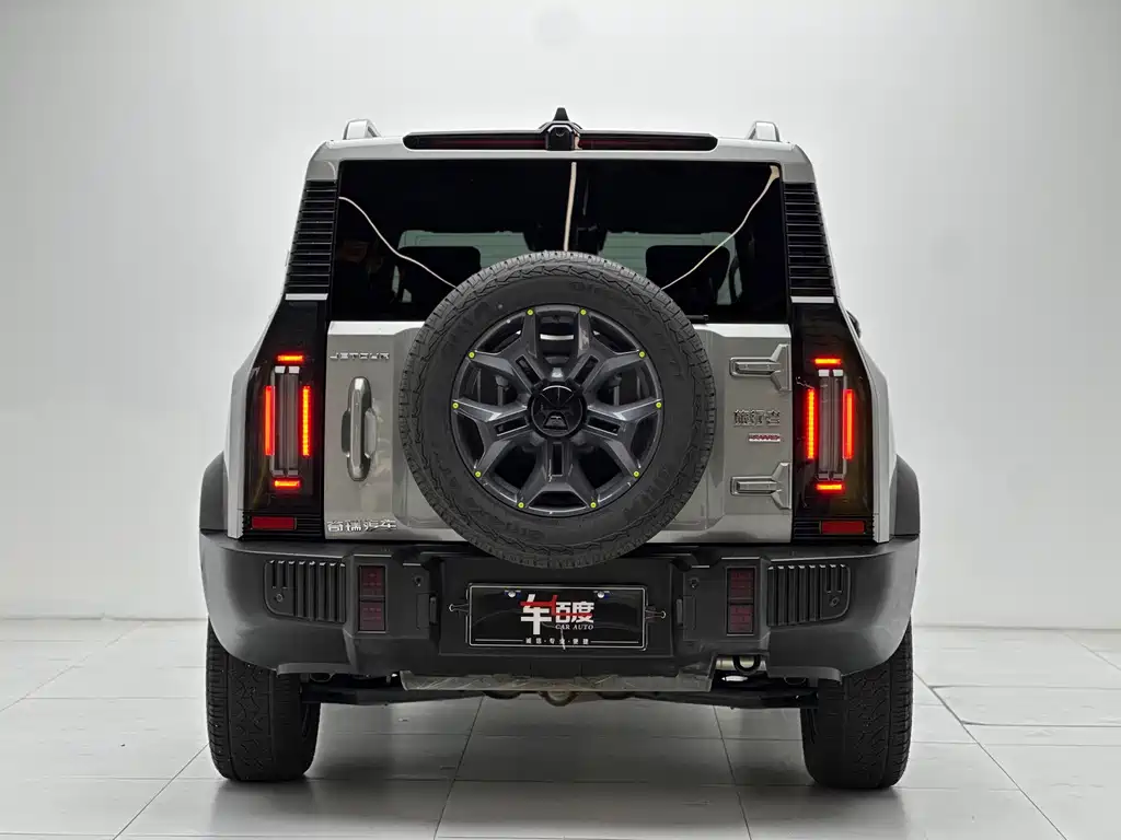 Jietu Traveler 2023 2.0T four-wheel drive crossover PRO+ купить на сайте DeffCars