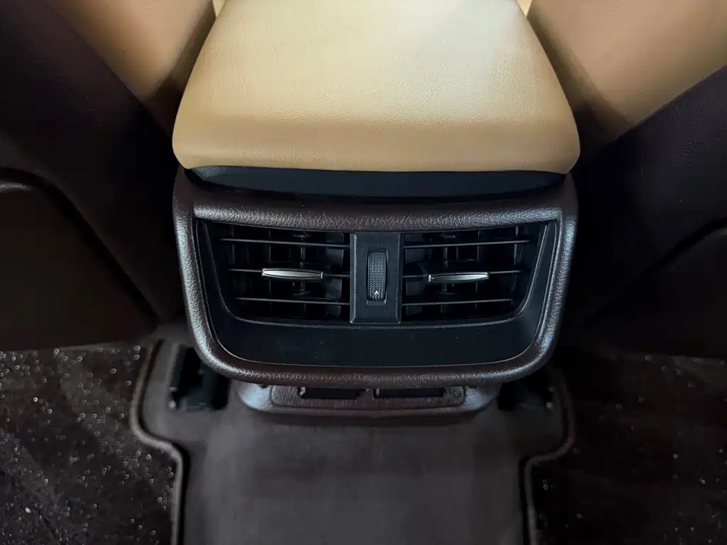 Lexus ES 2020 300h Excellence Edition купить на сайте DeffCars