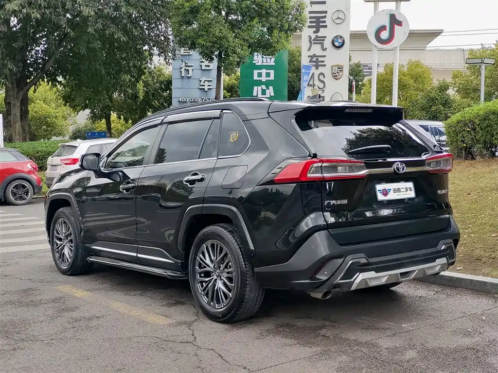 Wilanda 2023 2.0L CVT two-wheel drive luxury PLUS version купить на сайте DeffCars