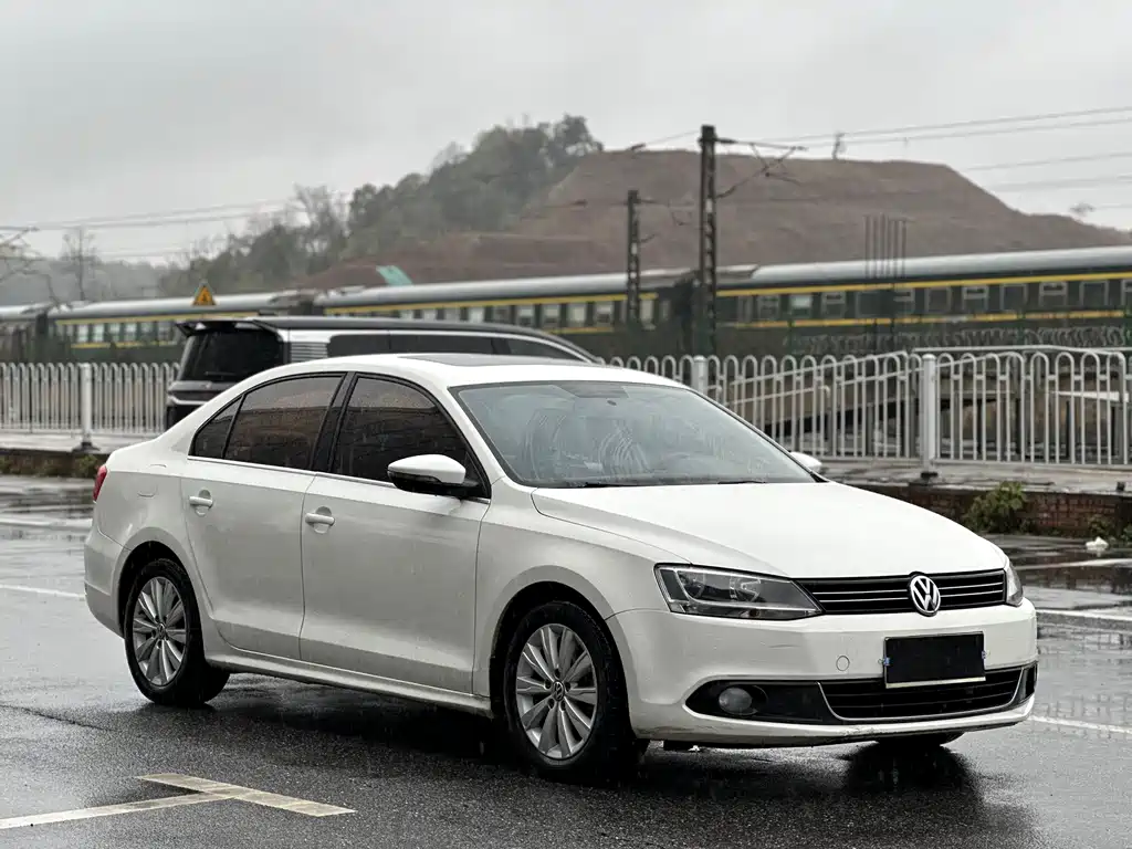 Sagitar 2014 facelift 1.6L manual comfort type купить на сайте DeffCars