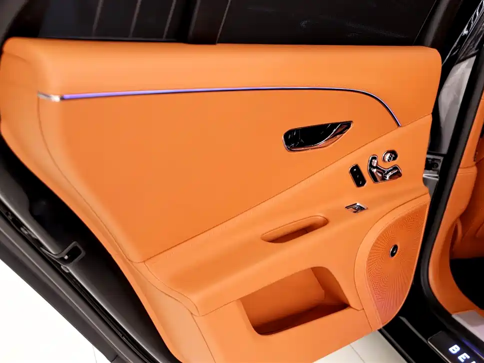 Flying Spur 2022 4.0T V8 Standard Edition купить на сайте DeffCars