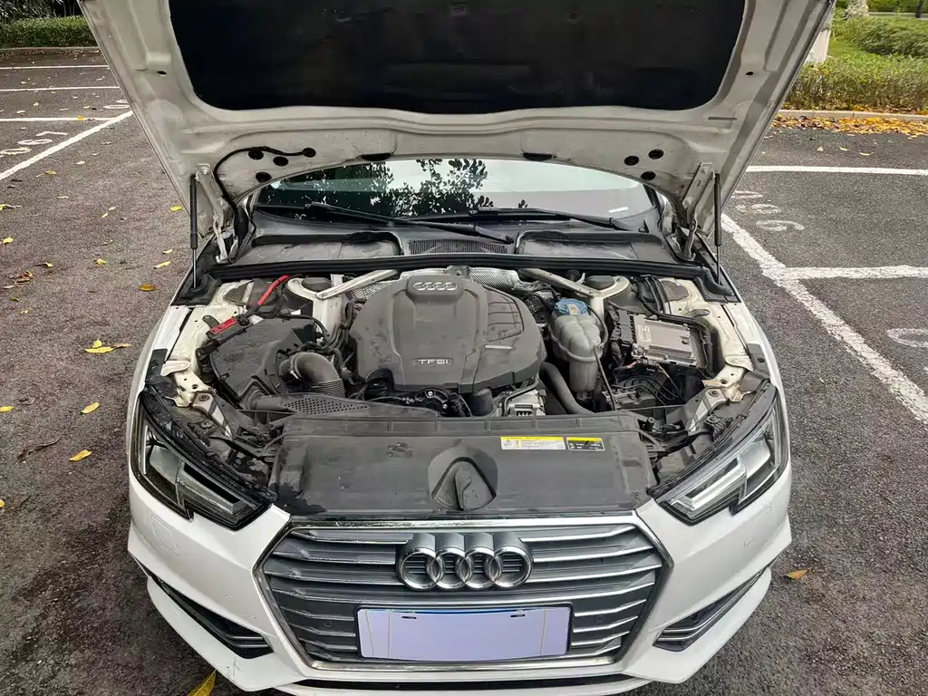 Audi A4L 2017 40 TFSI Fashion Type купить на сайте DeffCars
