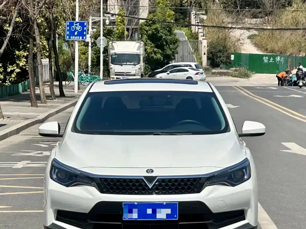 Venucia D60 2021 1.6L XE CVT Smooth Edition купить на сайте DeffCars