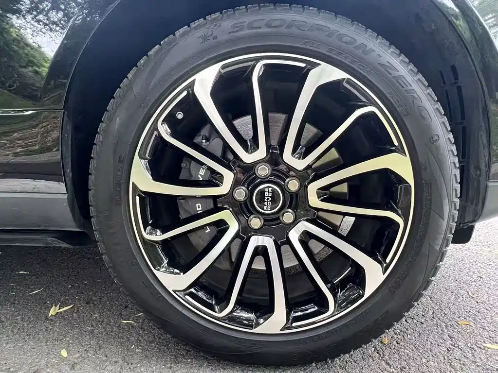 Range Rover 2019 3.0 SC V6 Legendary Extended Edition купить на сайте DeffCars