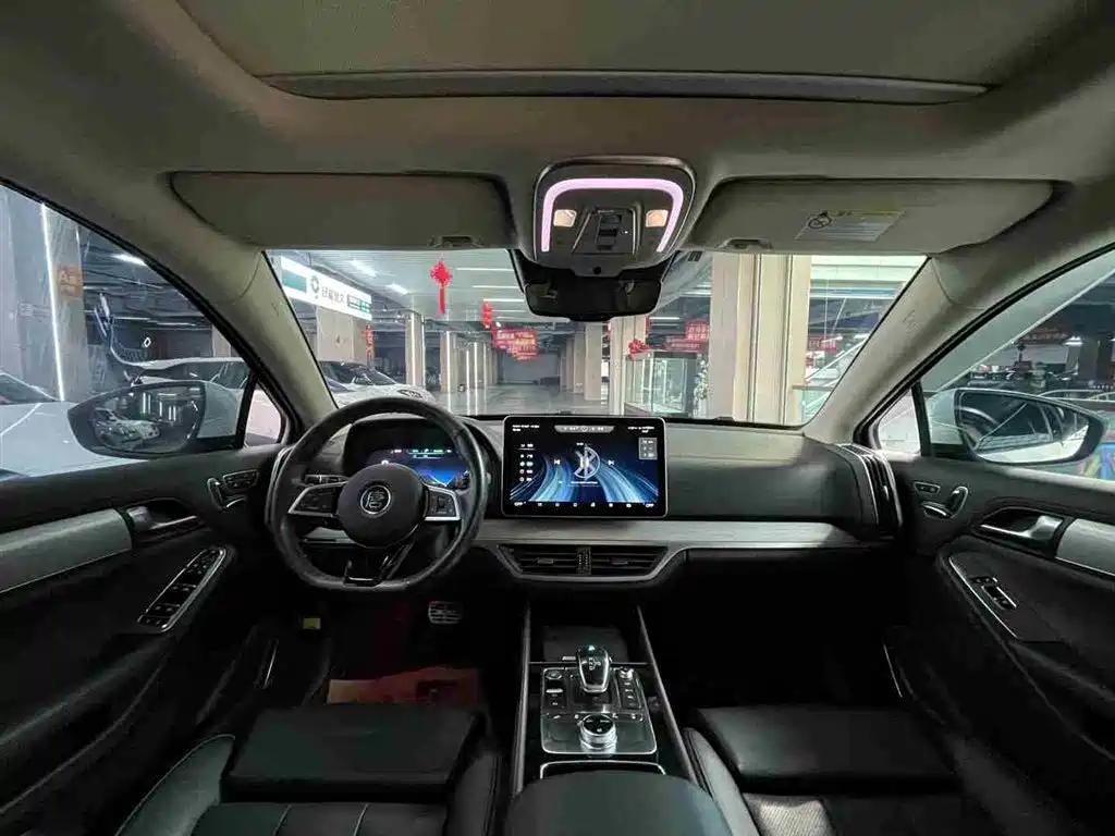 Tangxin Energy 2019 EV600D four-wheel drive intelligent joint innovation model купить на сайте DeffCars