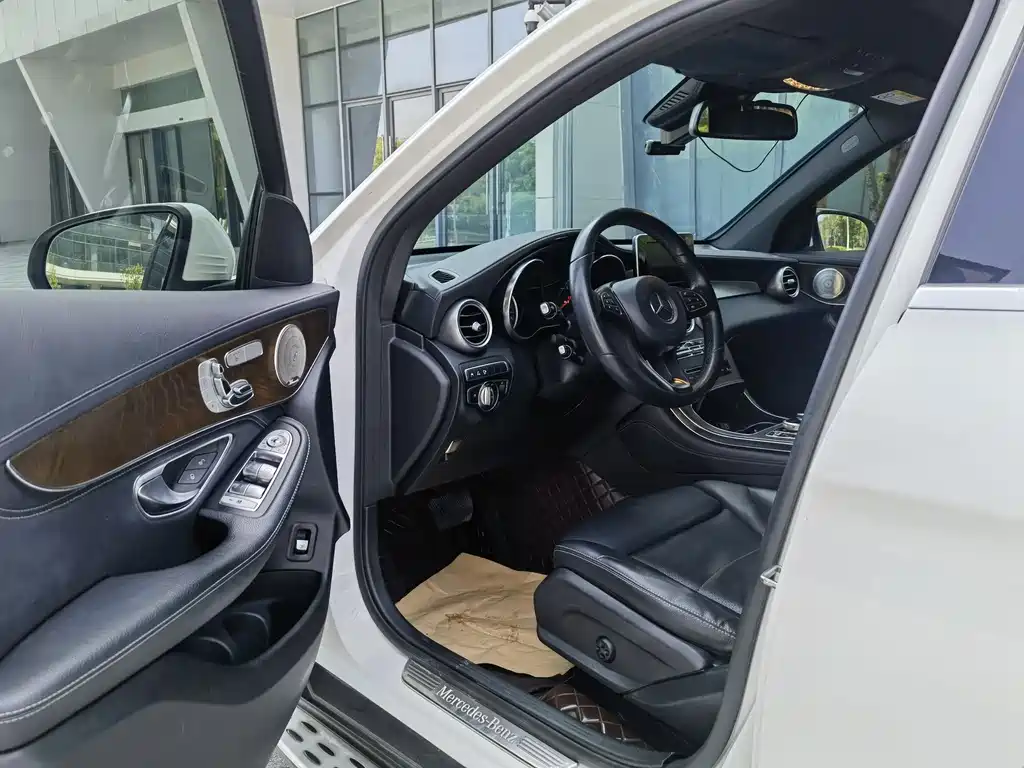 Mercedes-Benz GLC 2019 GLC 300 L 4MATIC Dynamic купить на сайте DeffCars