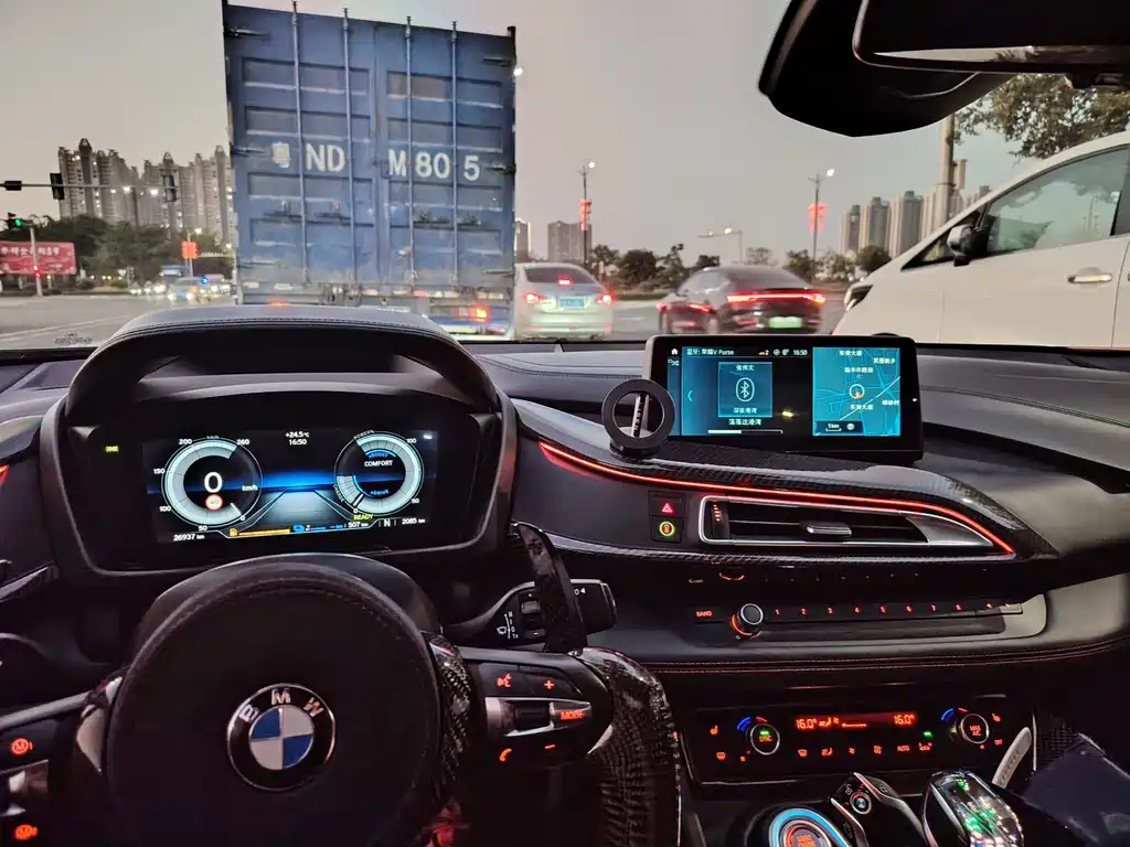 BMW i8 2019 Roadster купить на сайте DeffCars