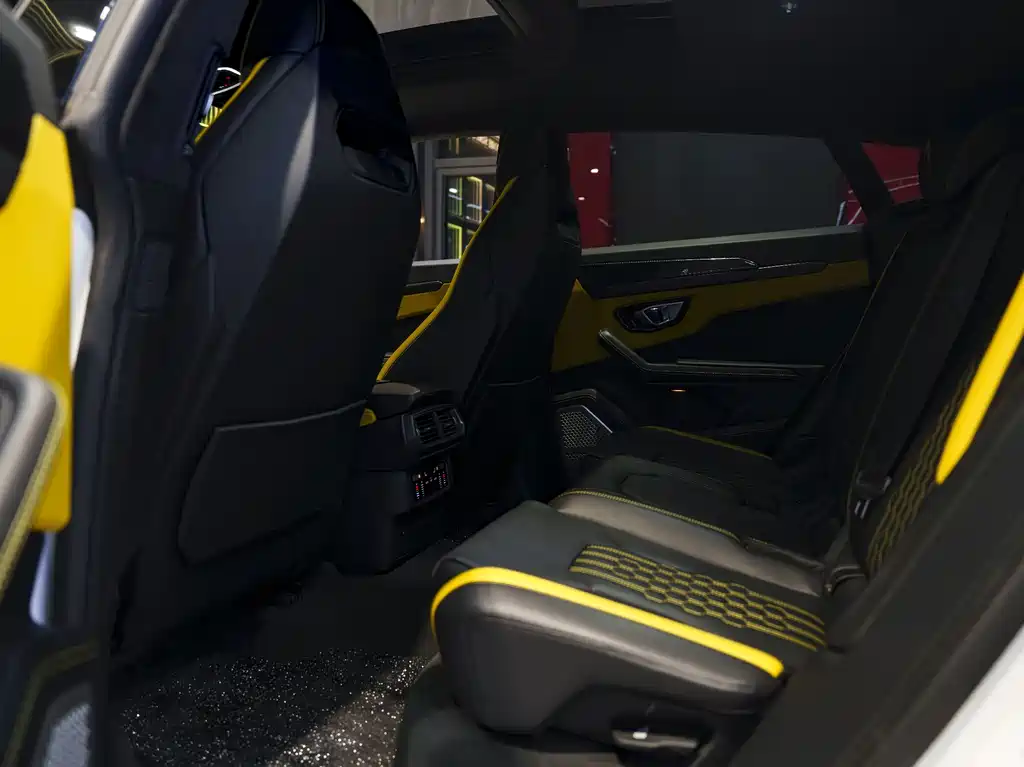 Urus 2021 4.0T V8 купить на сайте DeffCars