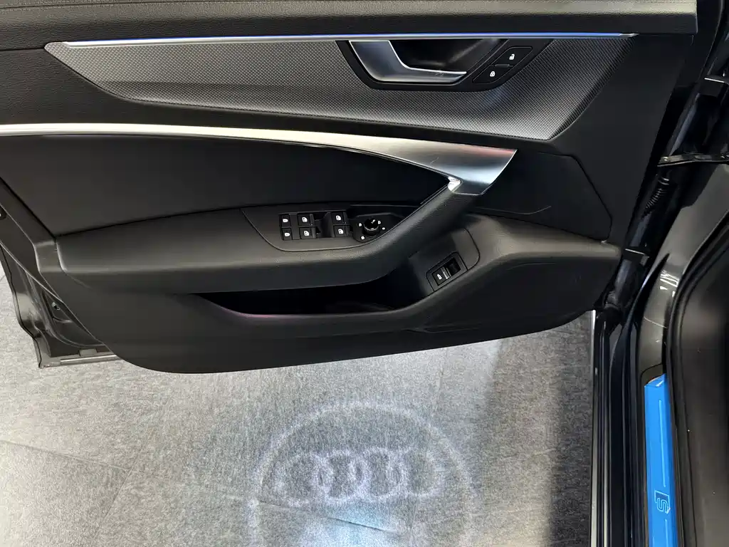 Audi A6L 2021 45 TFSI quattro premium dynamic model купить на сайте DeffCars