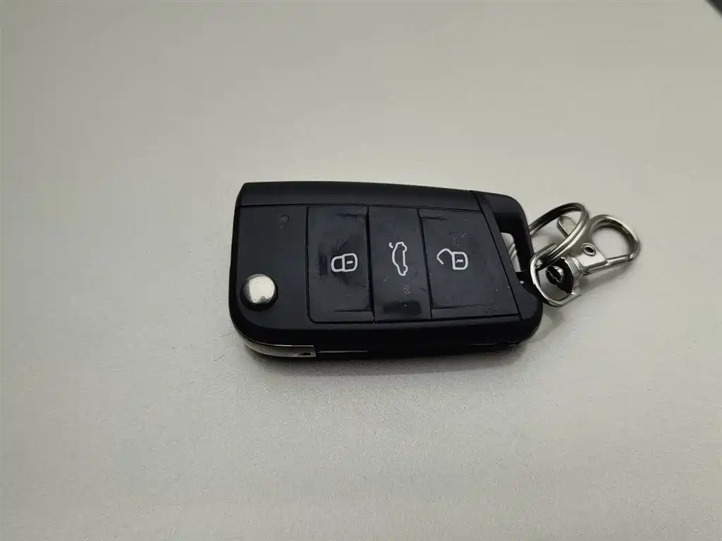 Octavia 2019 1.5L automatic comfort version купить на сайте DeffCars