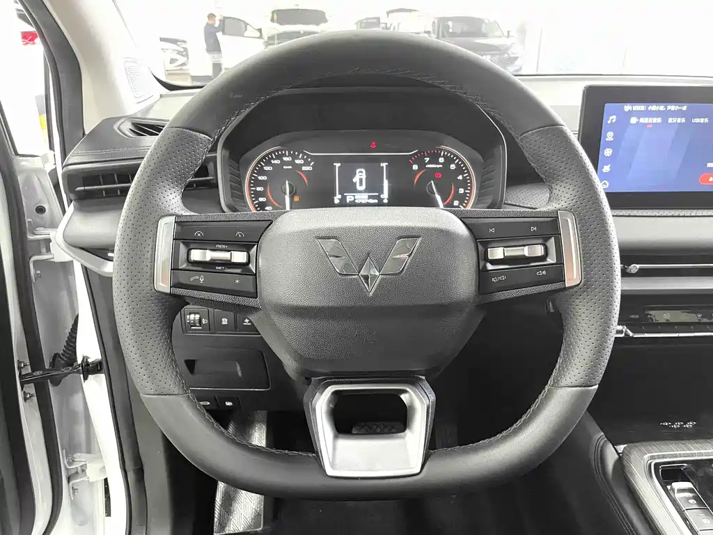 Wuling Jiachen 2022 1.5T CVT exclusive flagship model купить на сайте DeffCars