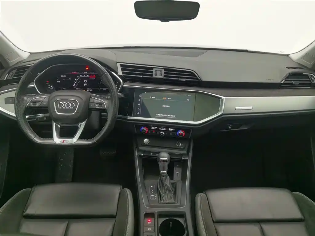 Audi Q3 Sportback 2020 40 TFSI Fashion купить на сайте DeffCars