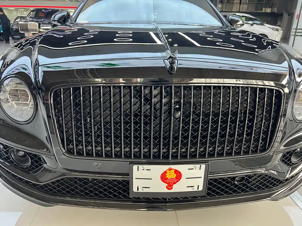 Flying Spur 2024 4.0T V8 S купить на сайте DeffCars